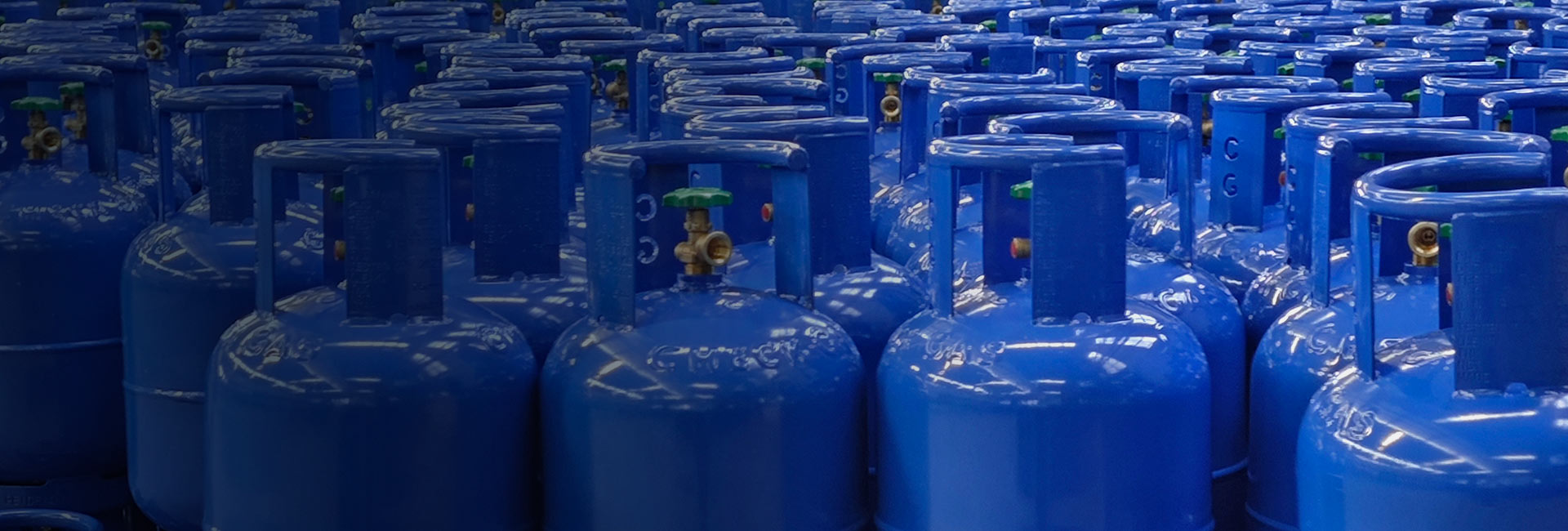 How Do Professionals Reduce Risks During Gas Cylinder Filling
